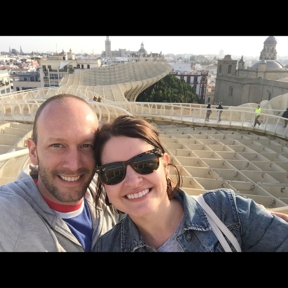 Meet your Posher, Hayley - Picture 1 of 1